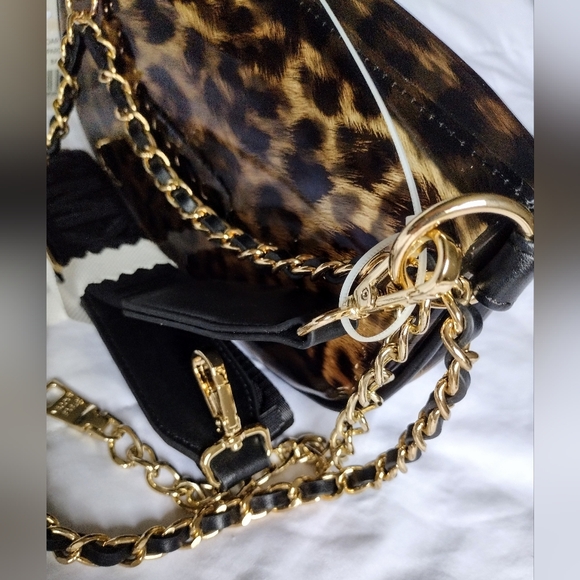 Steve Madden Leopard Print Crossbody Bag - Picture 15 of 16